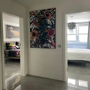 Apartment Luxurious 2 Bedroom Old, München