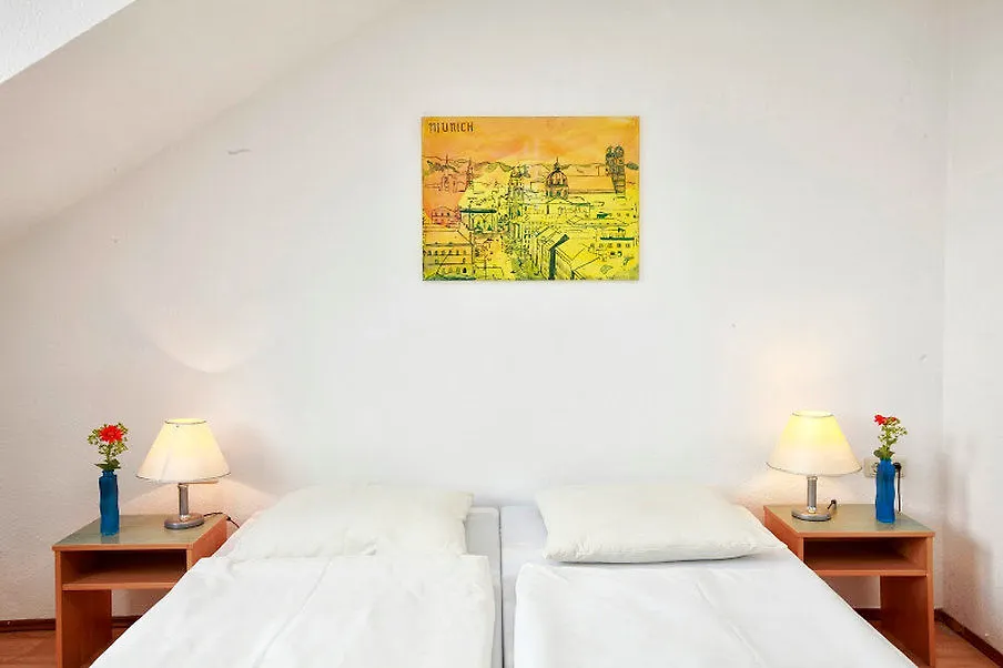 A&O Muenchen Hauptbahnhof Hotel 2*, Munich Germany